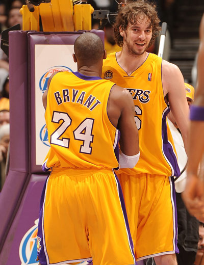 阿尔瓦雷斯 阿尔瓦雷斯