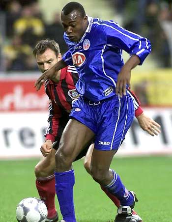 方關係的緊 方關係的緊