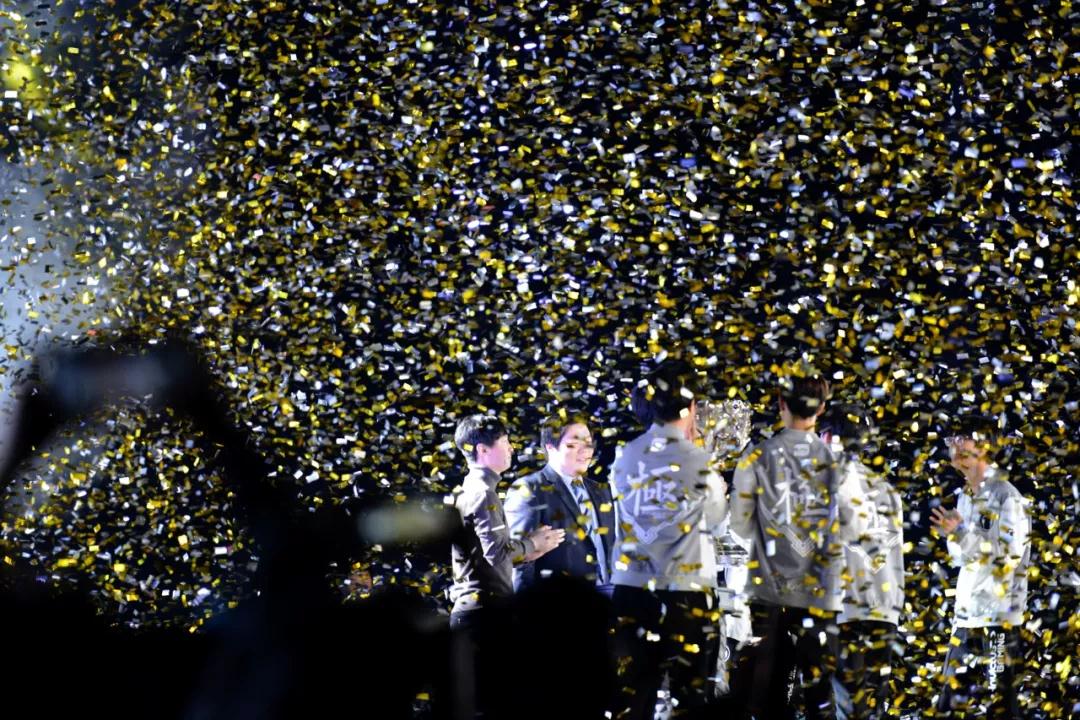 围绕打野 围绕打野