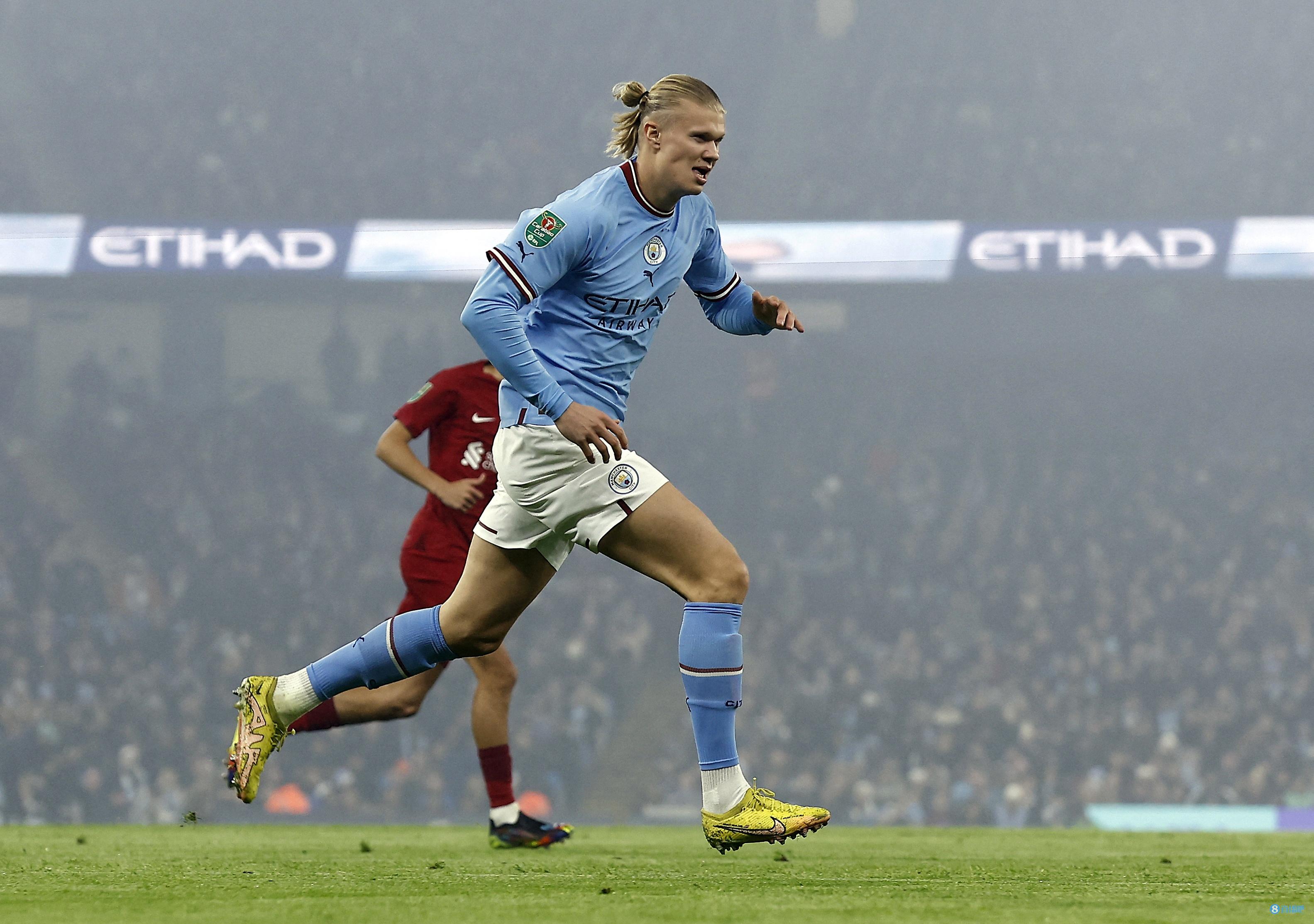 将年轻中锋 将年轻中锋