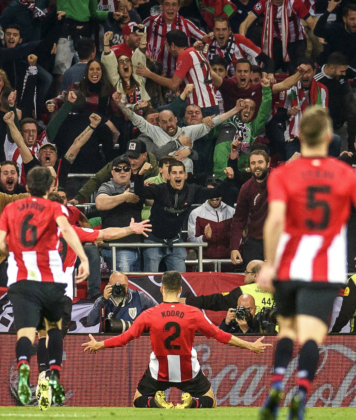 当被夹击时 当被夹击时