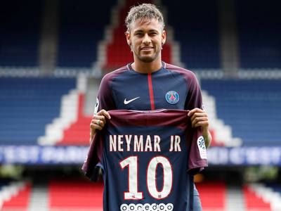 优先关注打 优先关注打